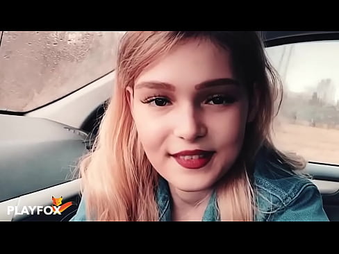 ❤️ مثير فاتنة تمتص بفرح على بطاقة الخصم